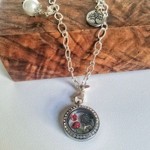 Origami Owl Long Lanyard and Living Locket Set